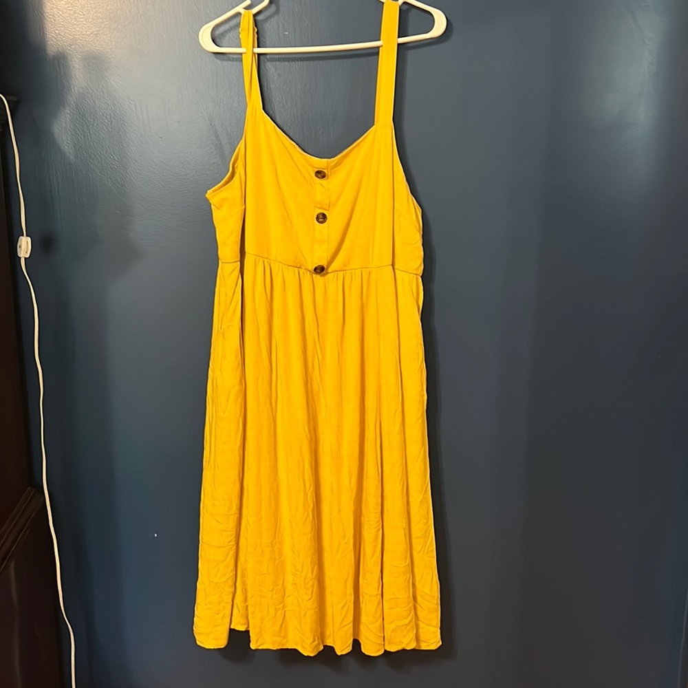 Torrid yellow midi dress size 3